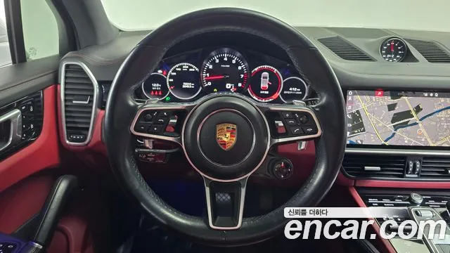 Porsche Cayenne 2021 — фото 13