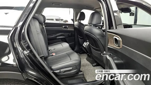 Kia Sorento 2021 — фото 12