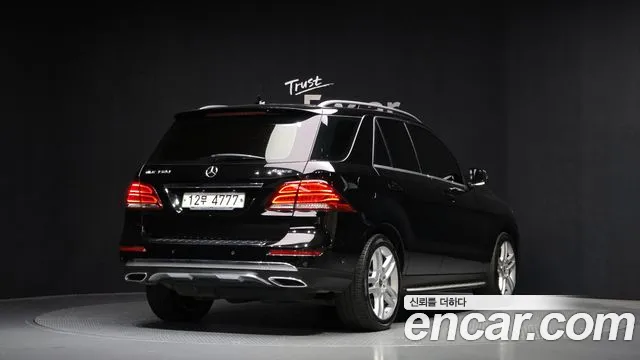 Mercedes-Benz GLE-Class 2018 — фото 2