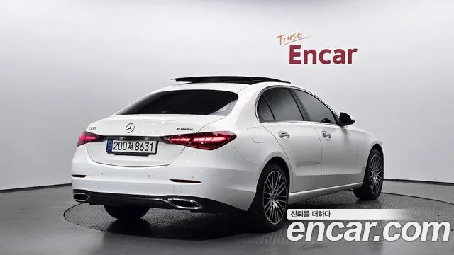 Mercedes-Benz C-Class 2022 — фото 2