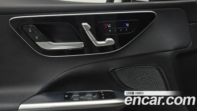 Mercedes-Benz C-Class 2022 — фото 19
