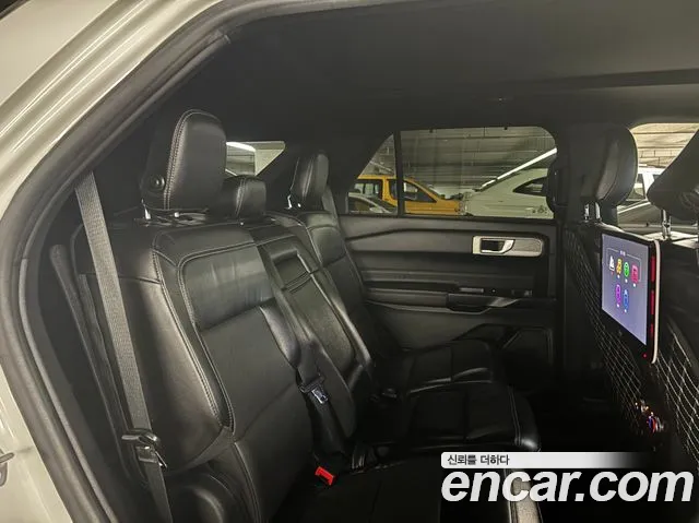 Ford Explorer 2020 — фото 12