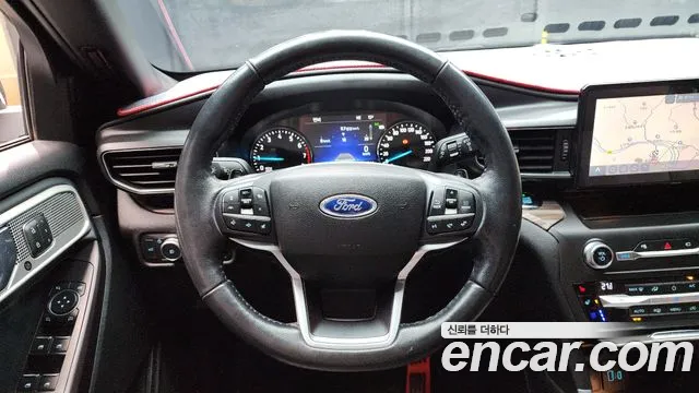 Ford Explorer 2020 — фото 13