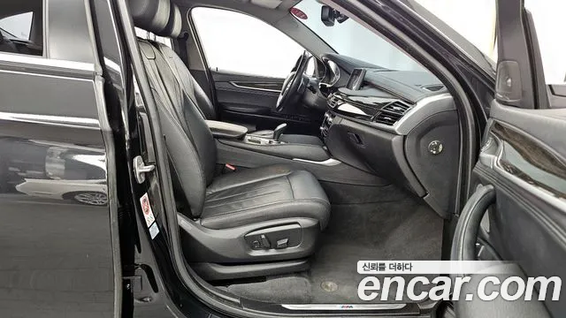 BMW X6 2015 — фото 11