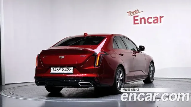 Cadillac CT4 2020 — фото 2