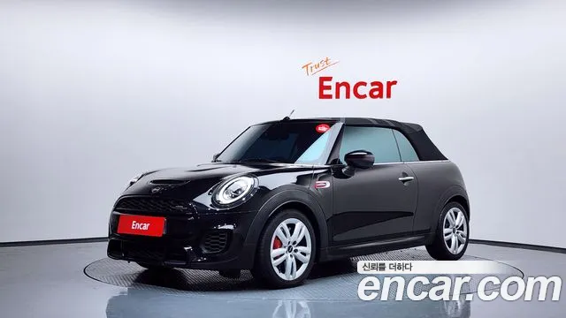 Mini Cooper Convertible 2020 — фото 1