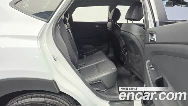 Hyundai Tucson 2019 — фото 12