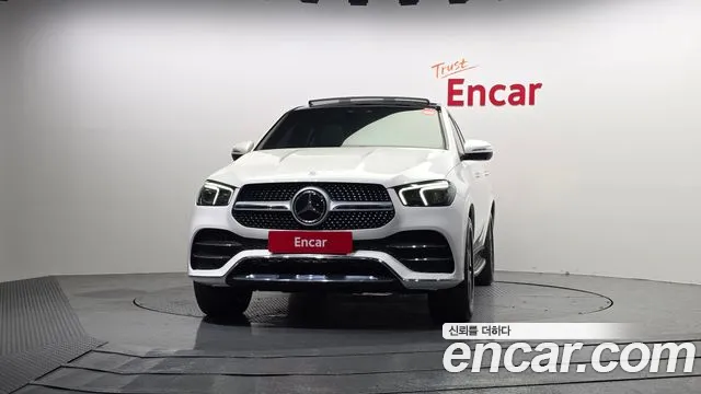 Mercedes-Benz GLE-Class 2021 — фото 3