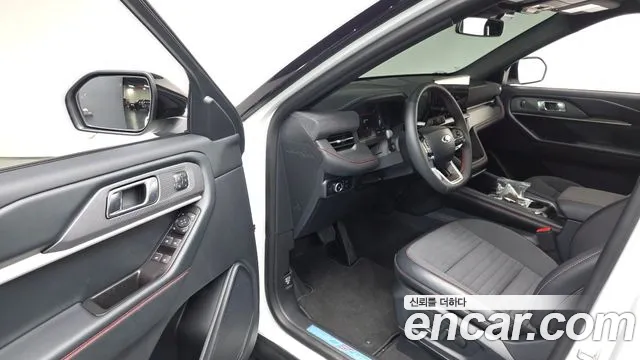 Ford Explorer 2025 — фото 10