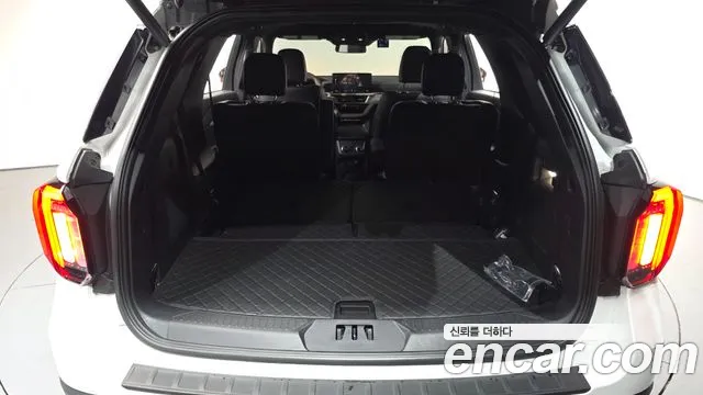 Ford Explorer 2025 — фото 19