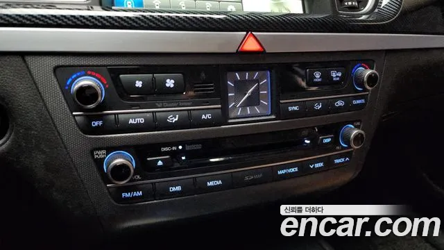Hyundai Genesis 2014 — фото 16
