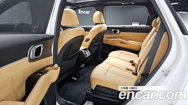 Kia Sorento 2021 — фото 10
