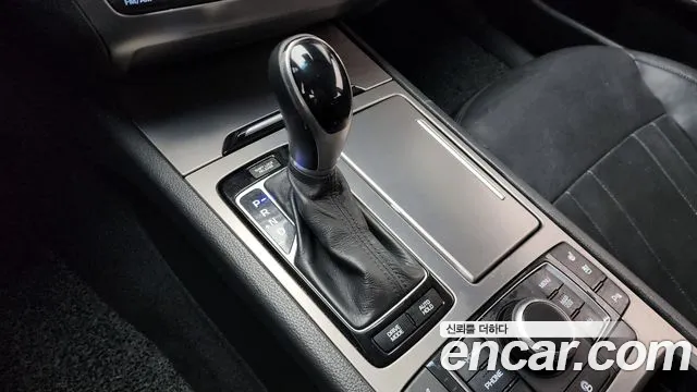 Hyundai Genesis 2015 — фото 9