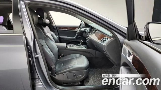 Hyundai Genesis 2015 — фото 10