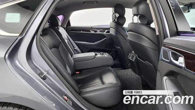 Hyundai Genesis 2015 — фото 12