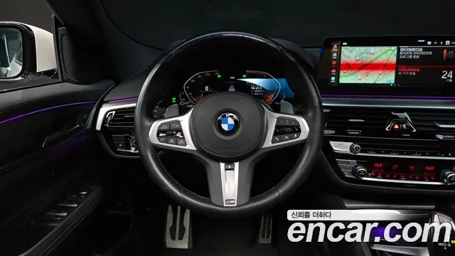 BMW Gran Turismo 2023 — фото 13