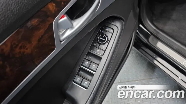 Hyundai Genesis 2014 — фото 14