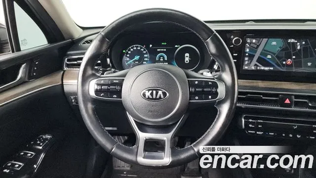 Kia K5 2020 — фото 13