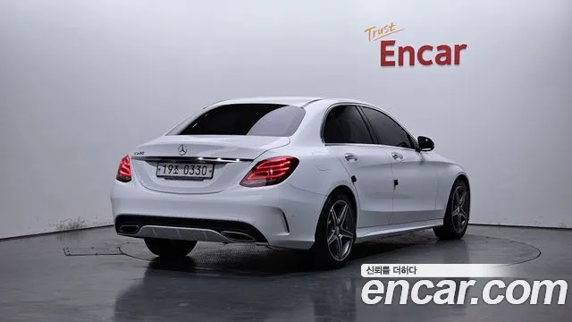 Mercedes-Benz C-Class 2017 — фото 2