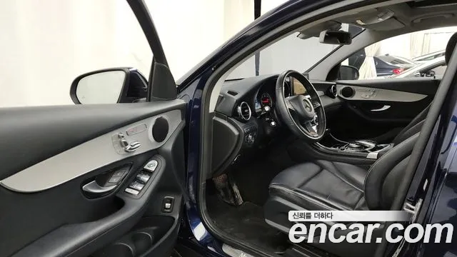 Mercedes-Benz GLC-Class 2018 — фото 10
