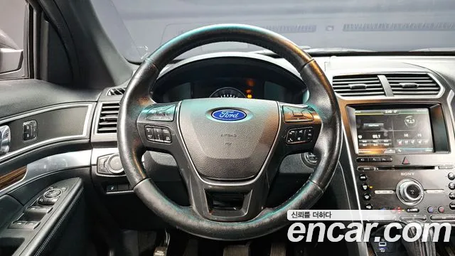 Ford Explorer 2016 — фото 13