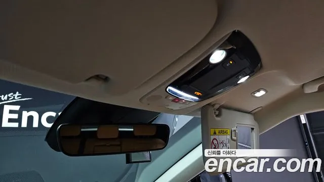 Kia EV6 2023 — фото 16
