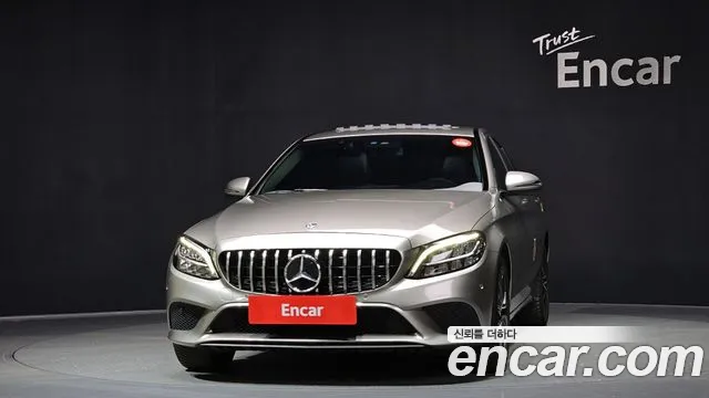 Mercedes-Benz C-Class 2020 — фото 3