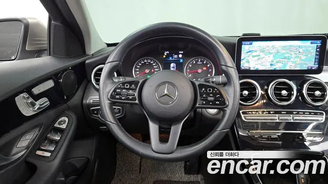 Mercedes-Benz C-Class 2020 — фото 13