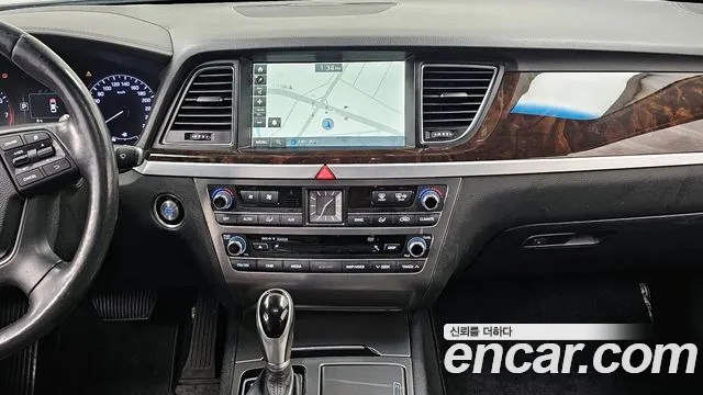 Hyundai Genesis 2015 — фото 14
