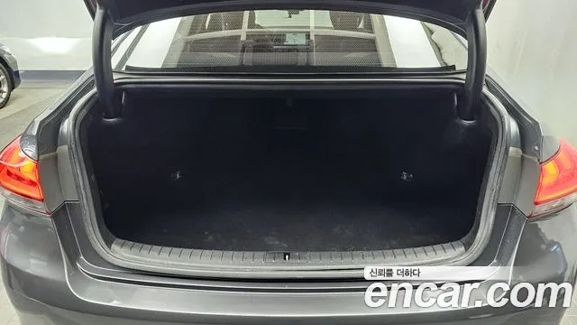 Hyundai Genesis 2015 — фото 20