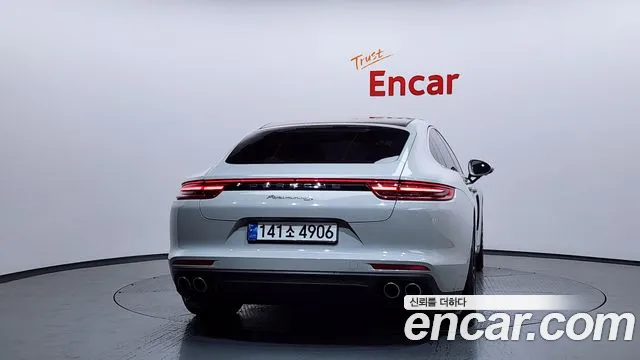Porsche Panamera 2017 — фото 4