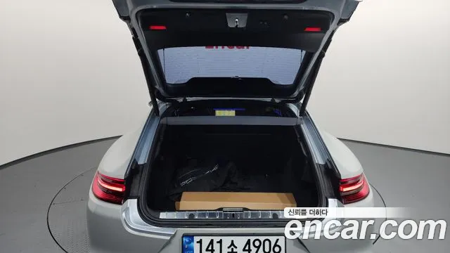 Porsche Panamera 2017 — фото 20