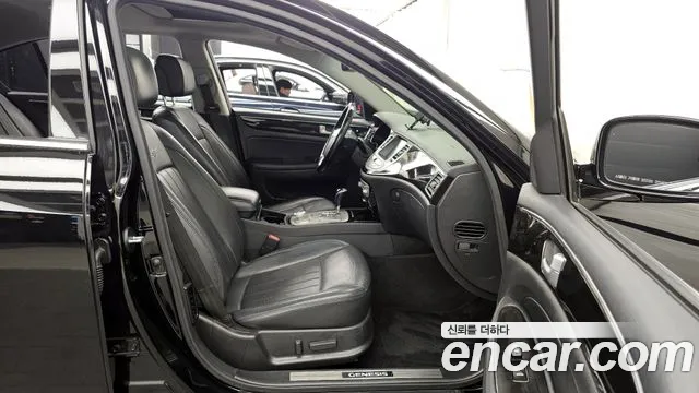 Hyundai Genesis 2013 — фото 11