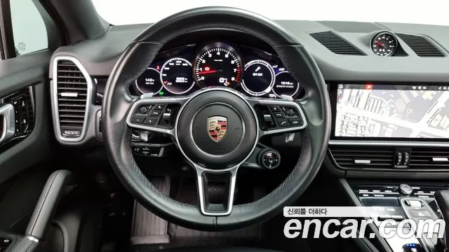 Porsche Cayenne 2020 — фото 13