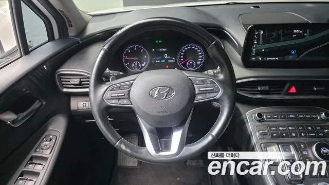 Hyundai Santafe 2021 — фото 13