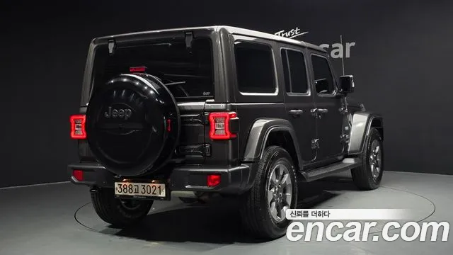 Jeep Wrangler 2021 — фото 2