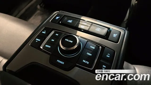 Hyundai Genesis 2014 — фото 18