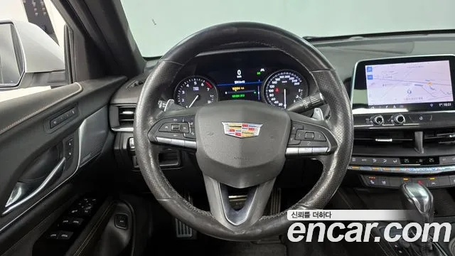 Cadillac CT4 2020 — фото 13