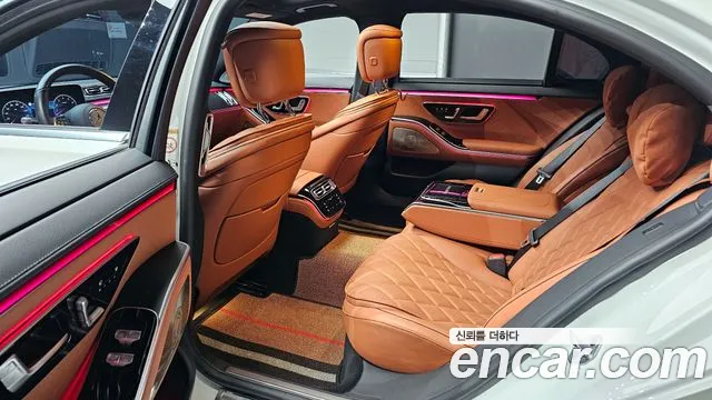 Mercedes-Benz S-Class 2023 — фото 12