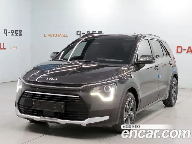 Kia Niro 2022 — фото 1