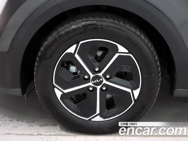 Kia Niro 2022 — фото 20