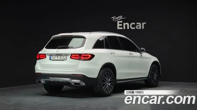 Mercedes-Benz GLC-Class 2022 — фото 2