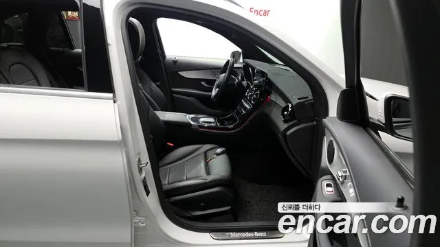 Mercedes-Benz GLC-Class 2022 — фото 11