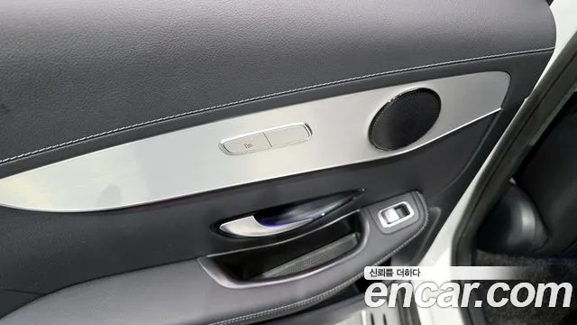 Mercedes-Benz GLC-Class 2022 — фото 18