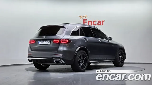 Mercedes-Benz GLC-Class 2022 — фото 2