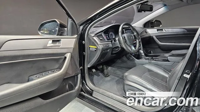 Hyundai Sonata 2018 — фото 11