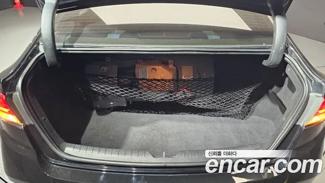 Hyundai Sonata 2018 — фото 20