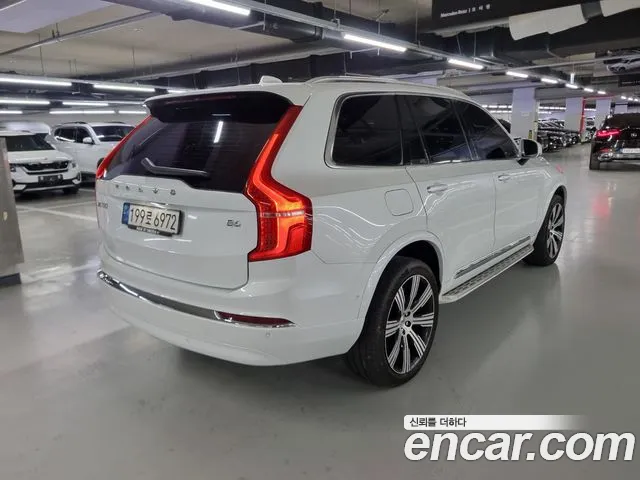Volvo XC90 2023 — фото 3
