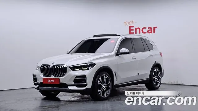 BMW X5 2022 — фото 1