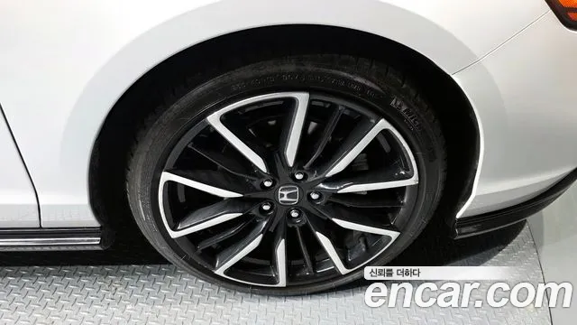 Honda Accord 2023 — фото 5